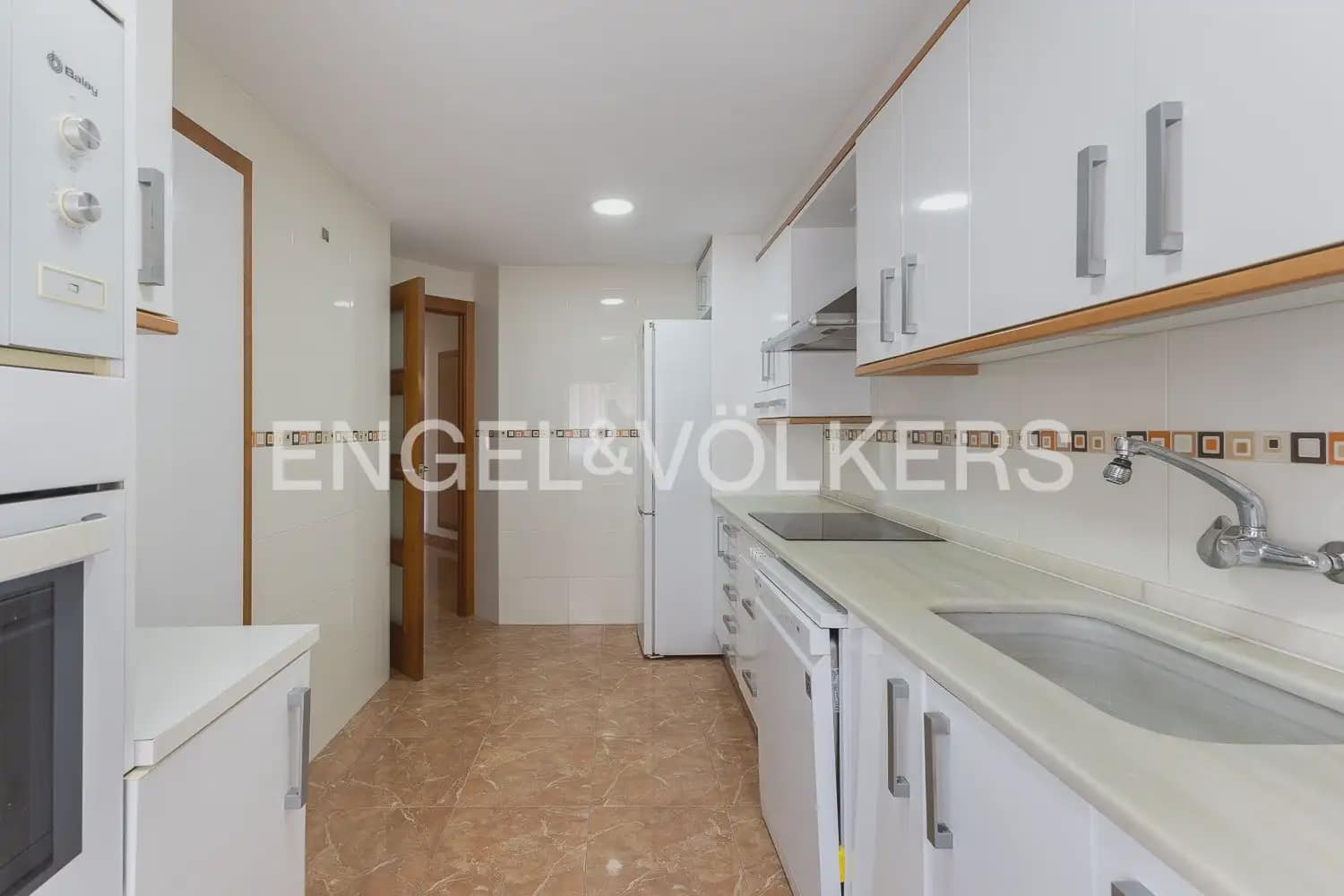 4 chambre Appartement à vendre à Mislata - 320 000 € (Ref: 10004766)
