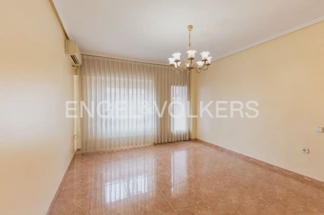 4 chambre Appartement à vendre à Mislata - 320 000 € (Ref: 10004766)
