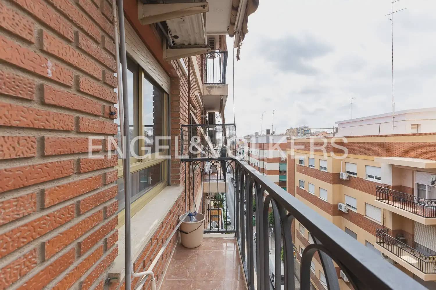 4 chambre Appartement à vendre à Mislata - 320 000 € (Ref: 10004766)