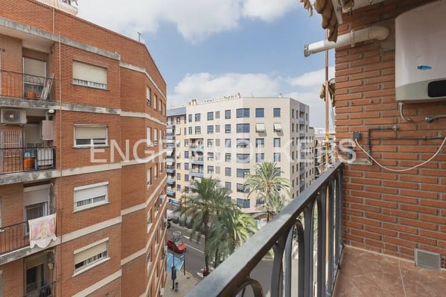 4 chambre Appartement à vendre à Mislata - 320 000 € (Ref: 10004766)