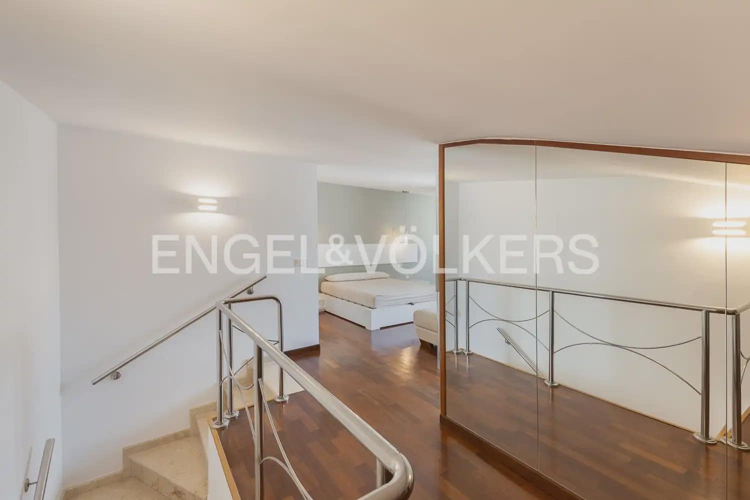 4 chambre Penthouse à vendre à Mislata avec garage - 750 000 € (Ref: 10004842)