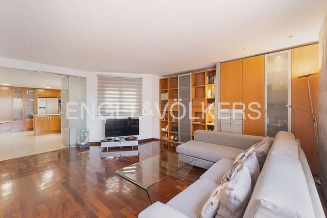 4 chambre Penthouse à vendre à Mislata avec garage - 750 000 € (Ref: 10004842)