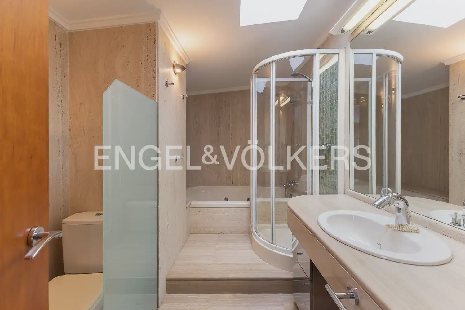 4 chambre Penthouse à vendre à Mislata avec garage - 750 000 € (Ref: 10004842)
