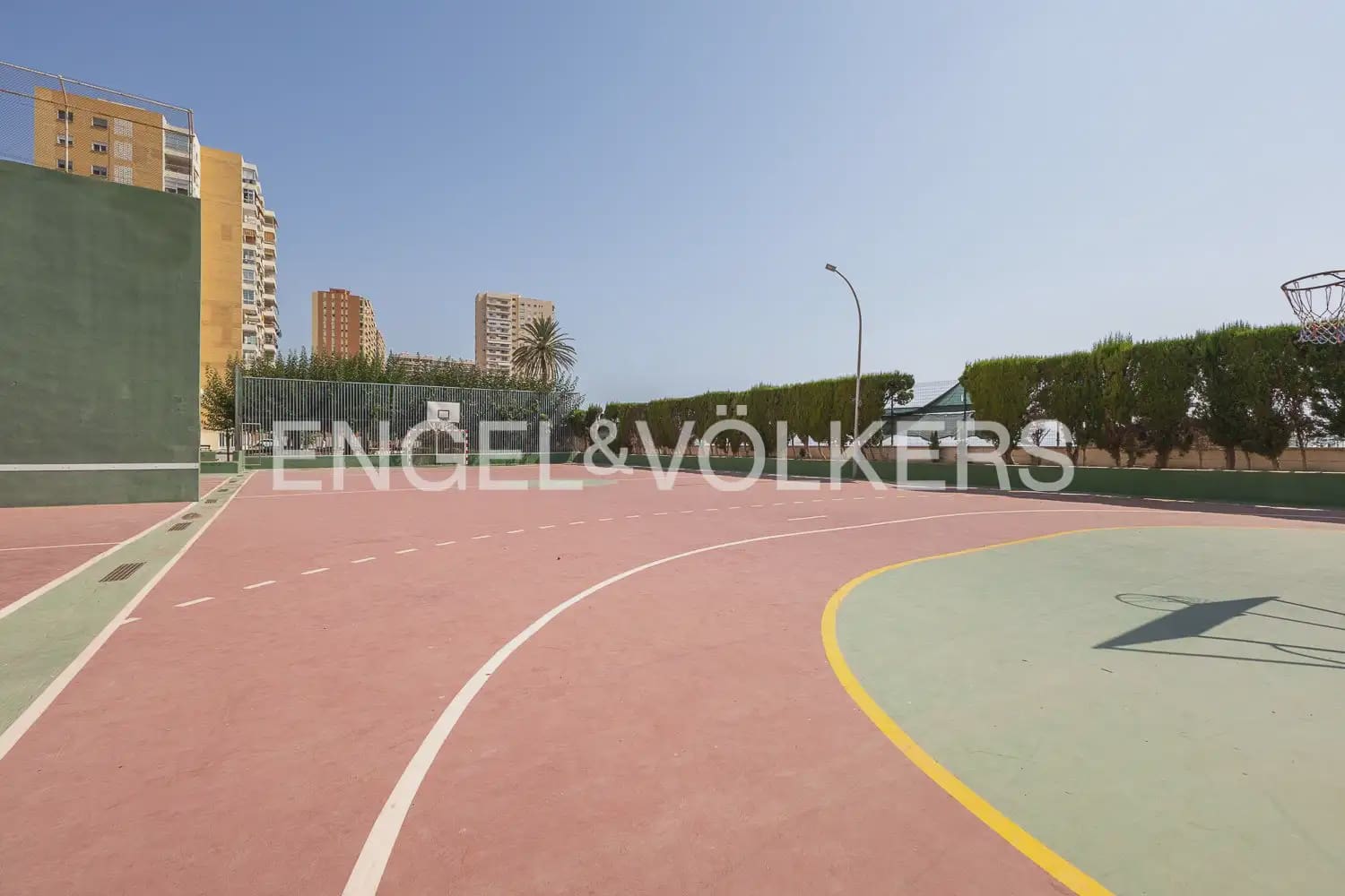 3 sovrum Lägenhet att hyra i Puig med pool - 1 700 € (Ref: 10007489)