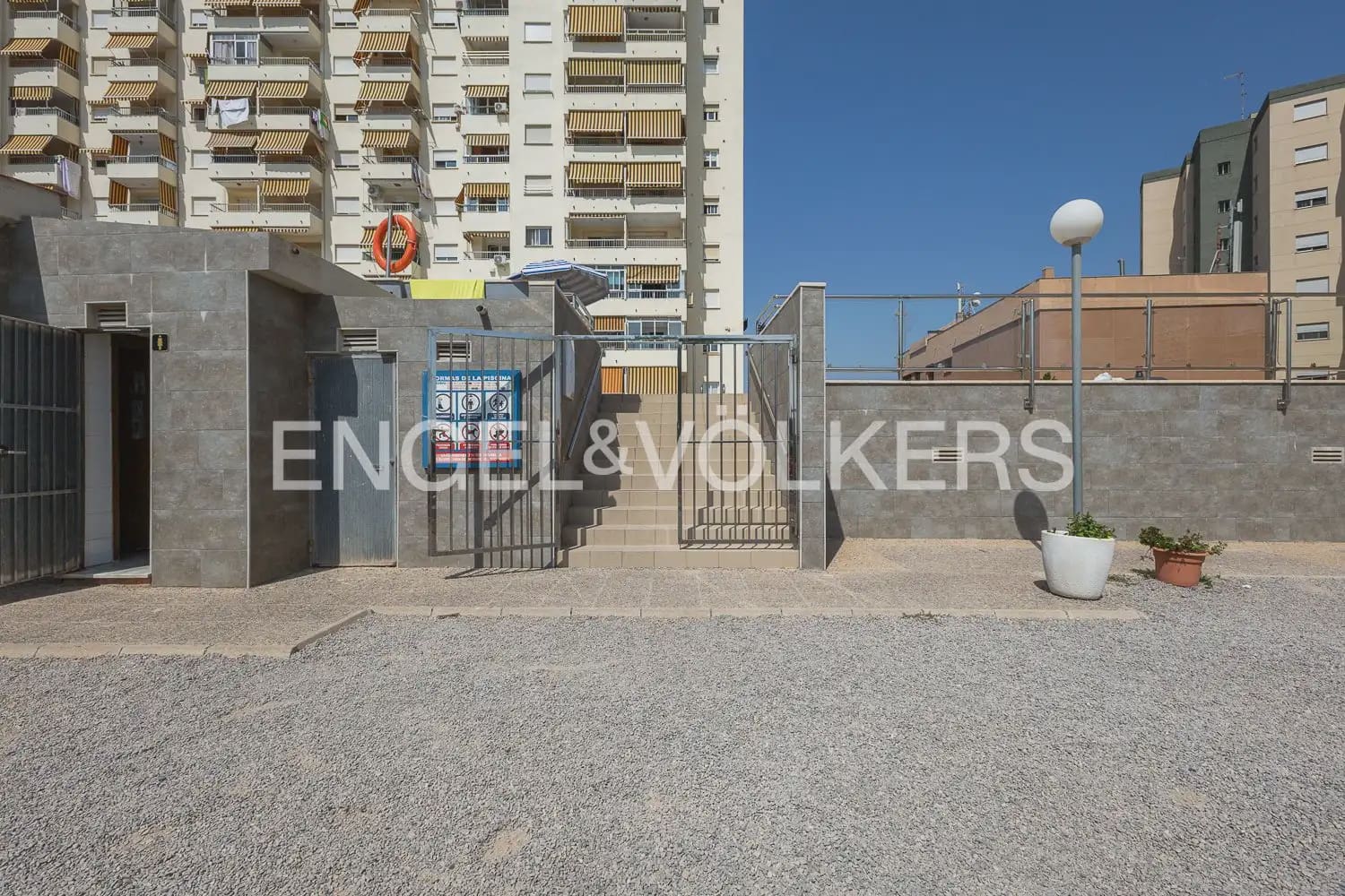 3 sovrum Lägenhet att hyra i Puig med pool - 1 700 € (Ref: 10007489)