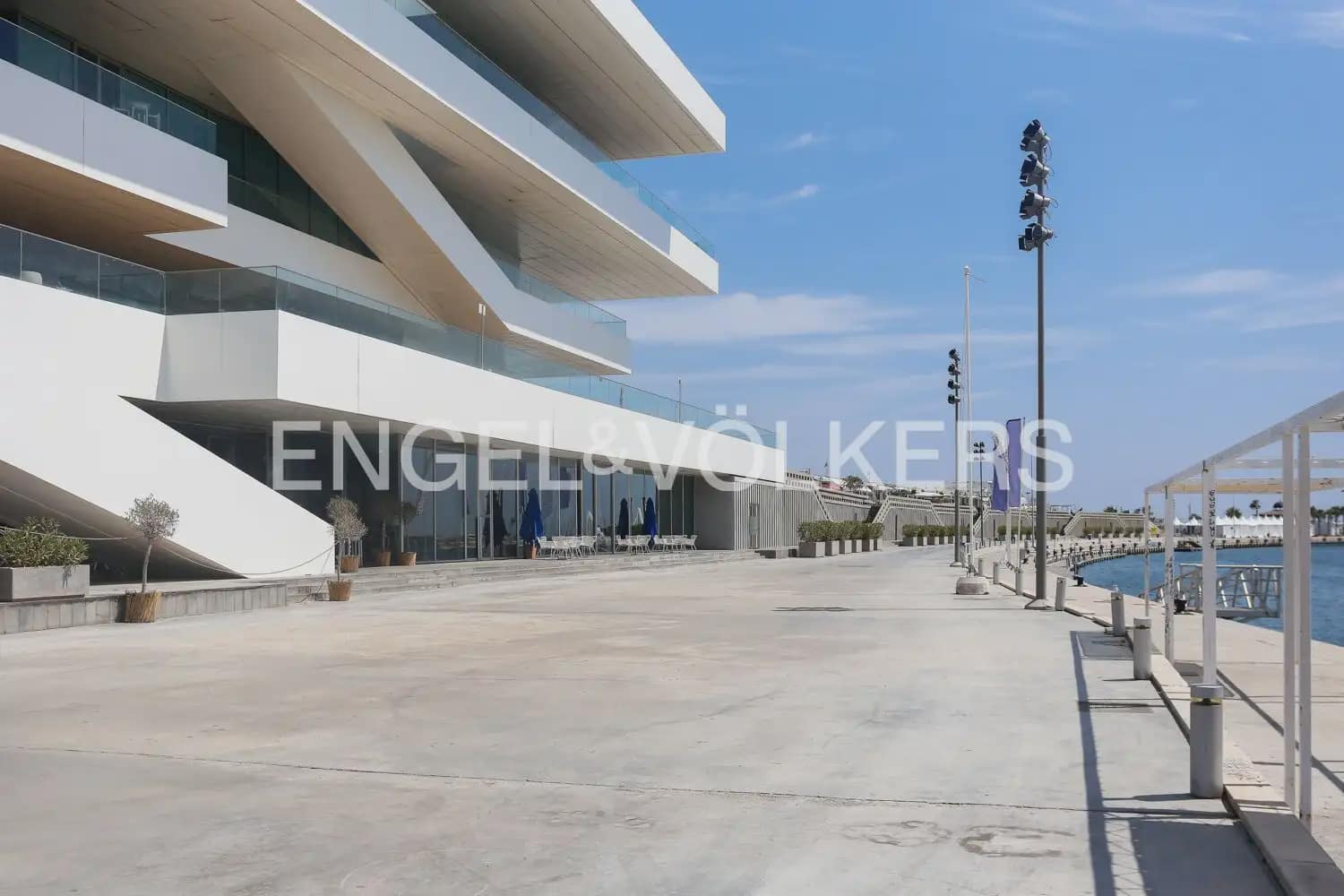 2 soverom Leilighet til leie i Valencia by - € 1 550 (Ref: 10007490)
