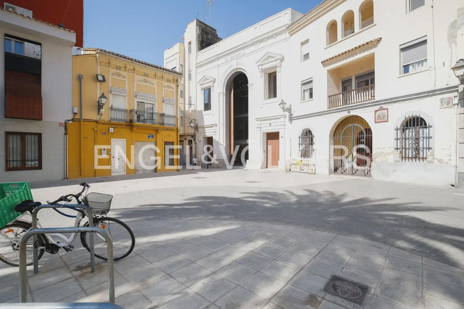 2 soverom Leilighet til leie i Valencia by - € 1 550 (Ref: 10007490)