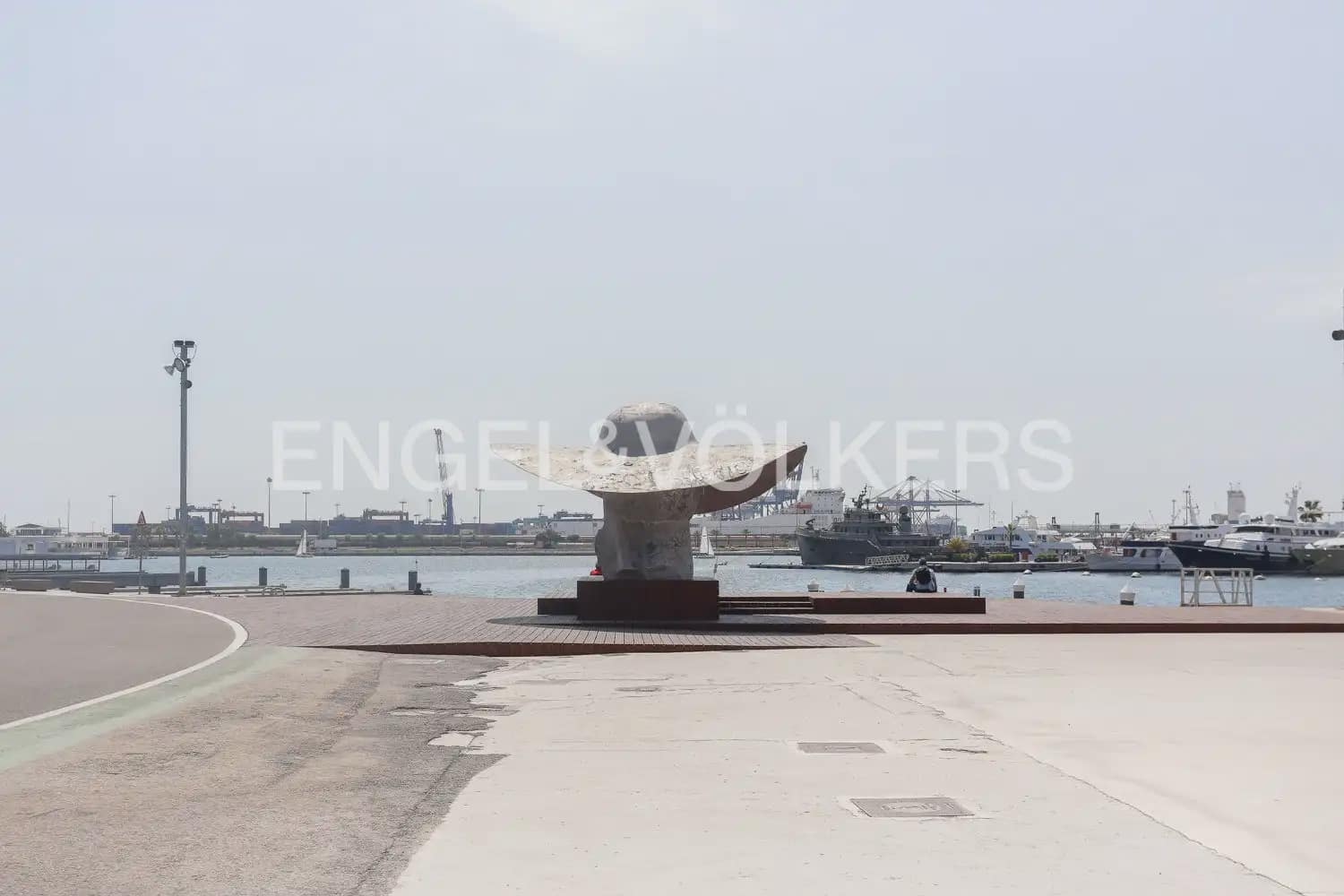 2 soverom Leilighet til leie i Valencia by - € 1 550 (Ref: 10007490)