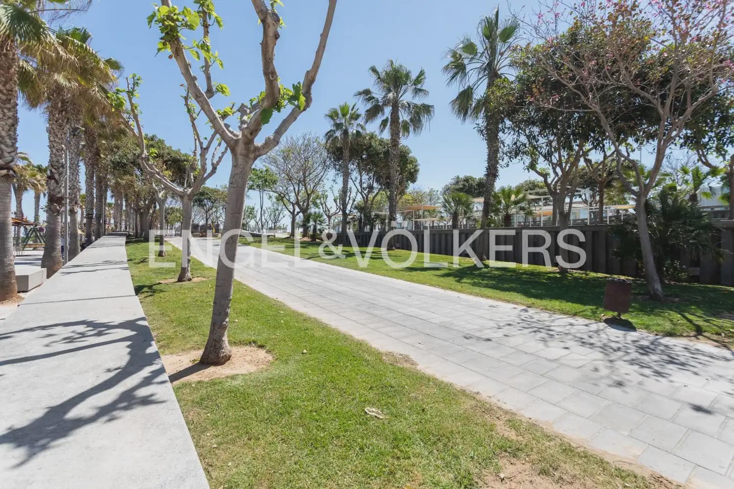 2 soverom Leilighet til leie i Valencia by - € 1 550 (Ref: 10007490)
