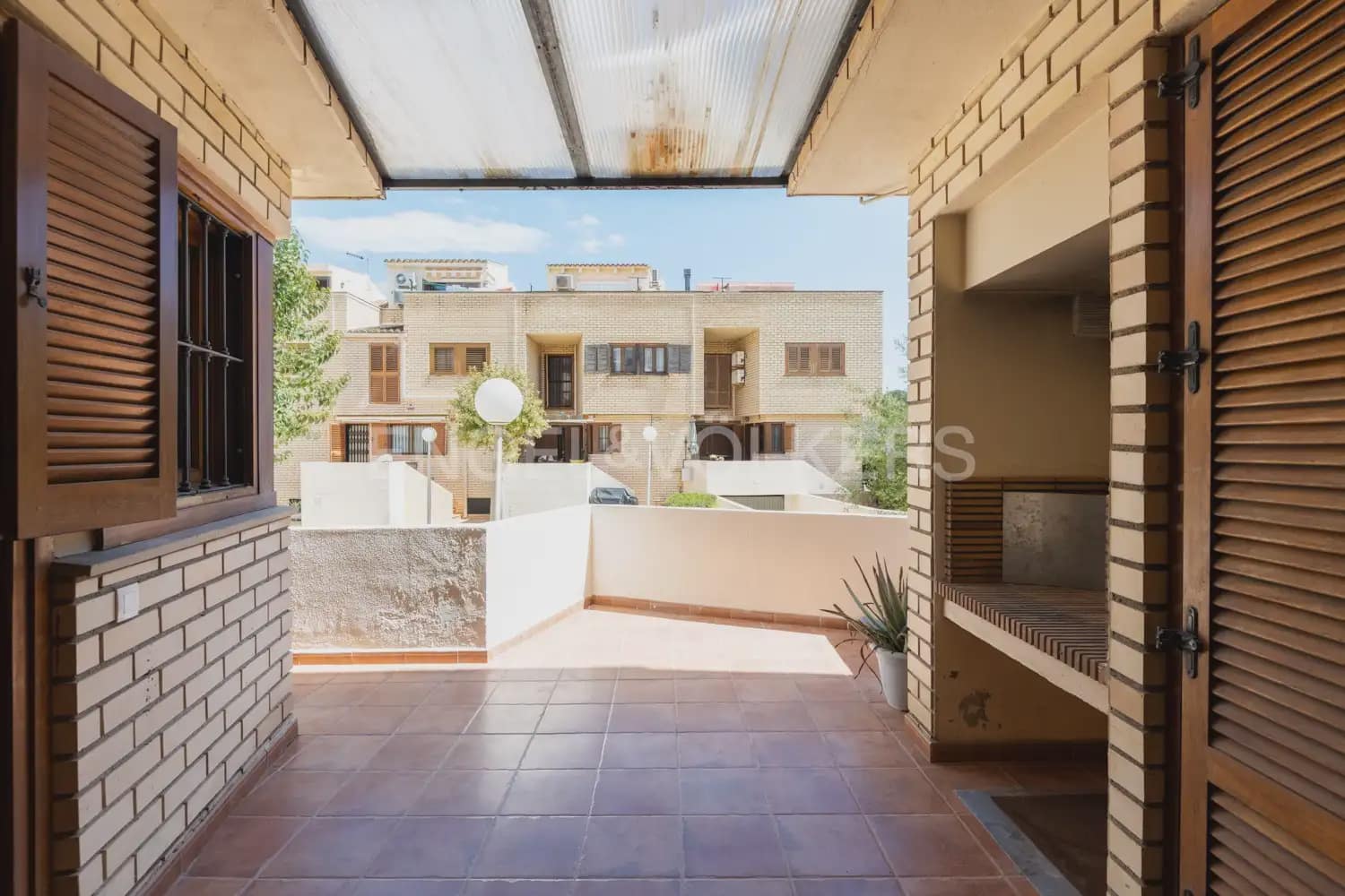 1 slaapkamer Appartement te huur in Valencia stad met zwembad - € 1.200 (Ref: 10007601)