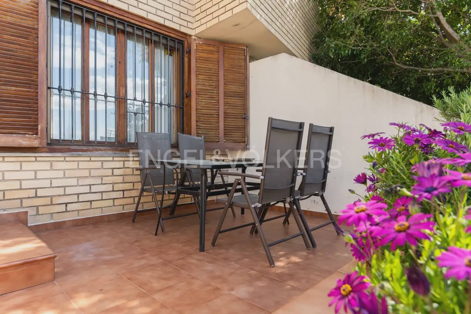 1 slaapkamer Appartement te huur in Valencia stad met zwembad - € 1.200 (Ref: 10007601)
