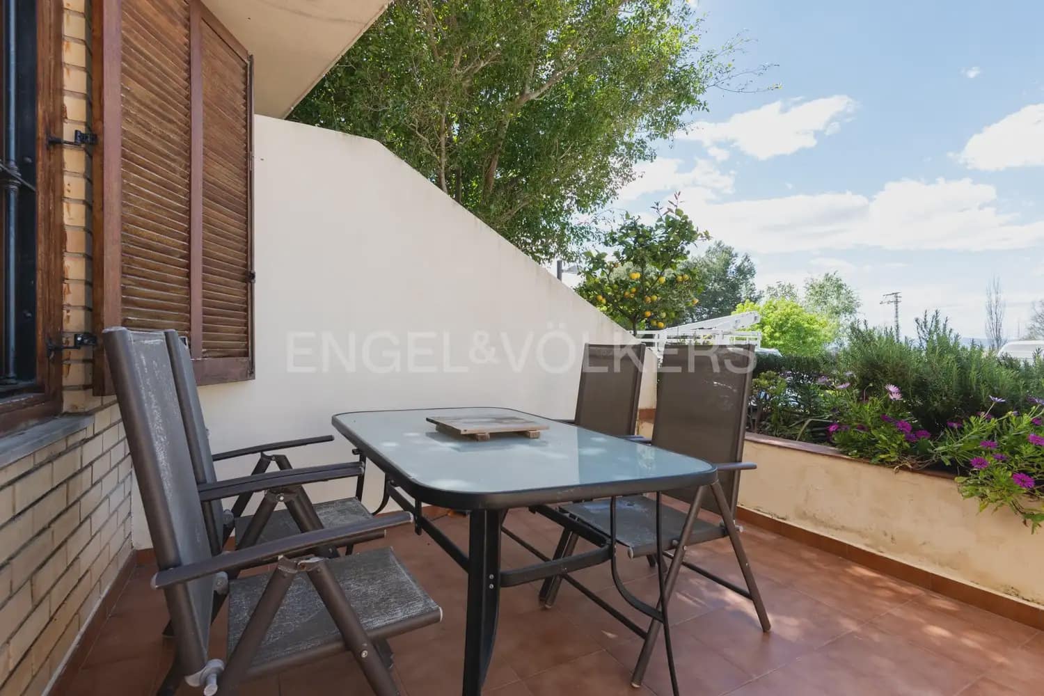 1 slaapkamer Appartement te huur in Valencia stad met zwembad - € 1.200 (Ref: 10007601)