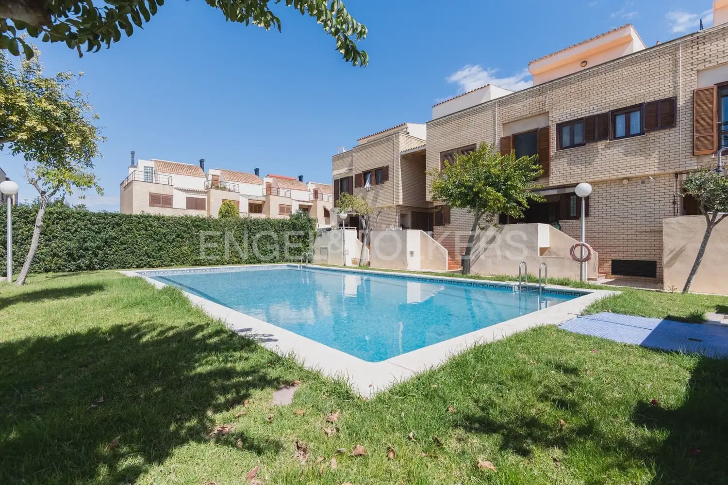 1 slaapkamer Appartement te huur in Valencia stad met zwembad - € 1.200 (Ref: 10007601)