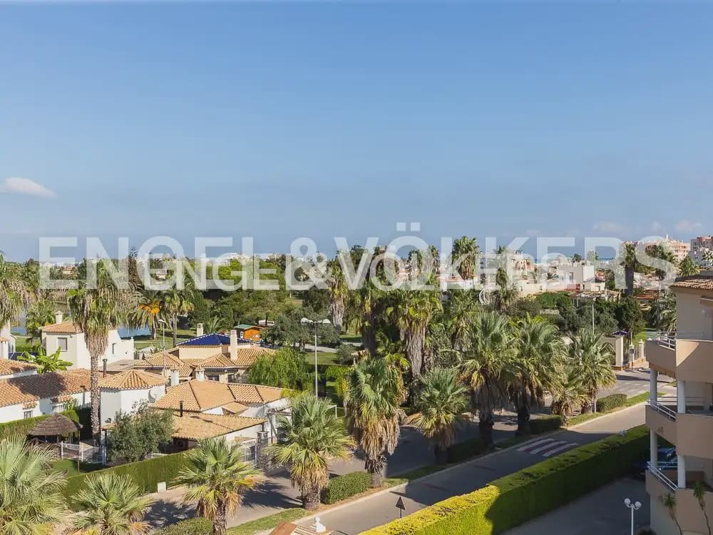 3 Zimmer Penthouse zu verkaufen in Oliva mit Pool Garage - 730.000 € (Ref: 10007602)