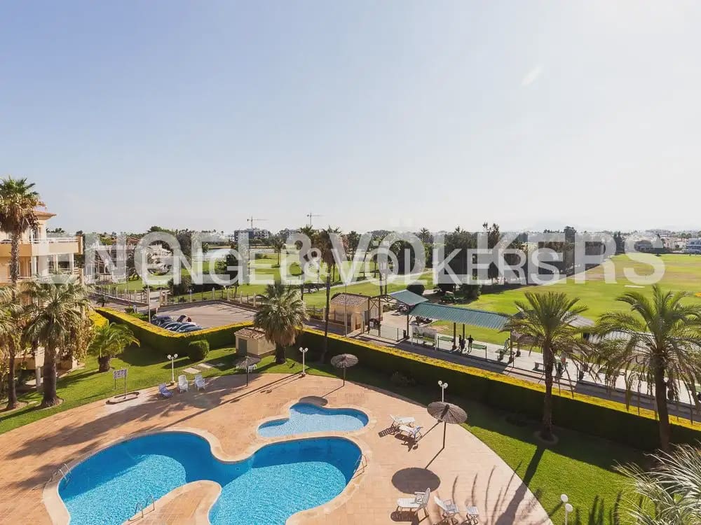3 Zimmer Penthouse zu verkaufen in Oliva mit Pool Garage - 730.000 € (Ref: 10007602)