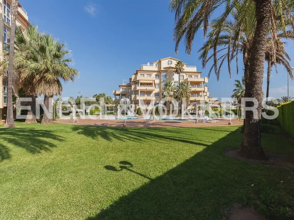 3 Zimmer Penthouse zu verkaufen in Oliva mit Pool Garage - 730.000 € (Ref: 10007602)
