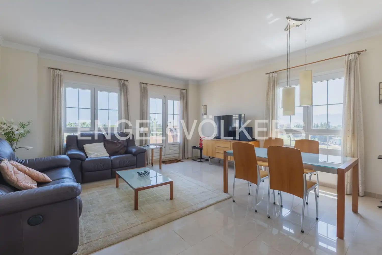 3 Zimmer Penthouse zu verkaufen in Oliva mit Pool Garage - 730.000 € (Ref: 10007602)