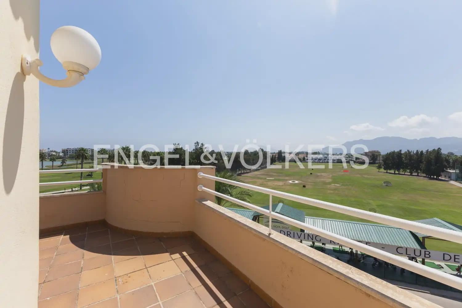 3 Zimmer Penthouse zu verkaufen in Oliva mit Pool Garage - 730.000 € (Ref: 10007602)