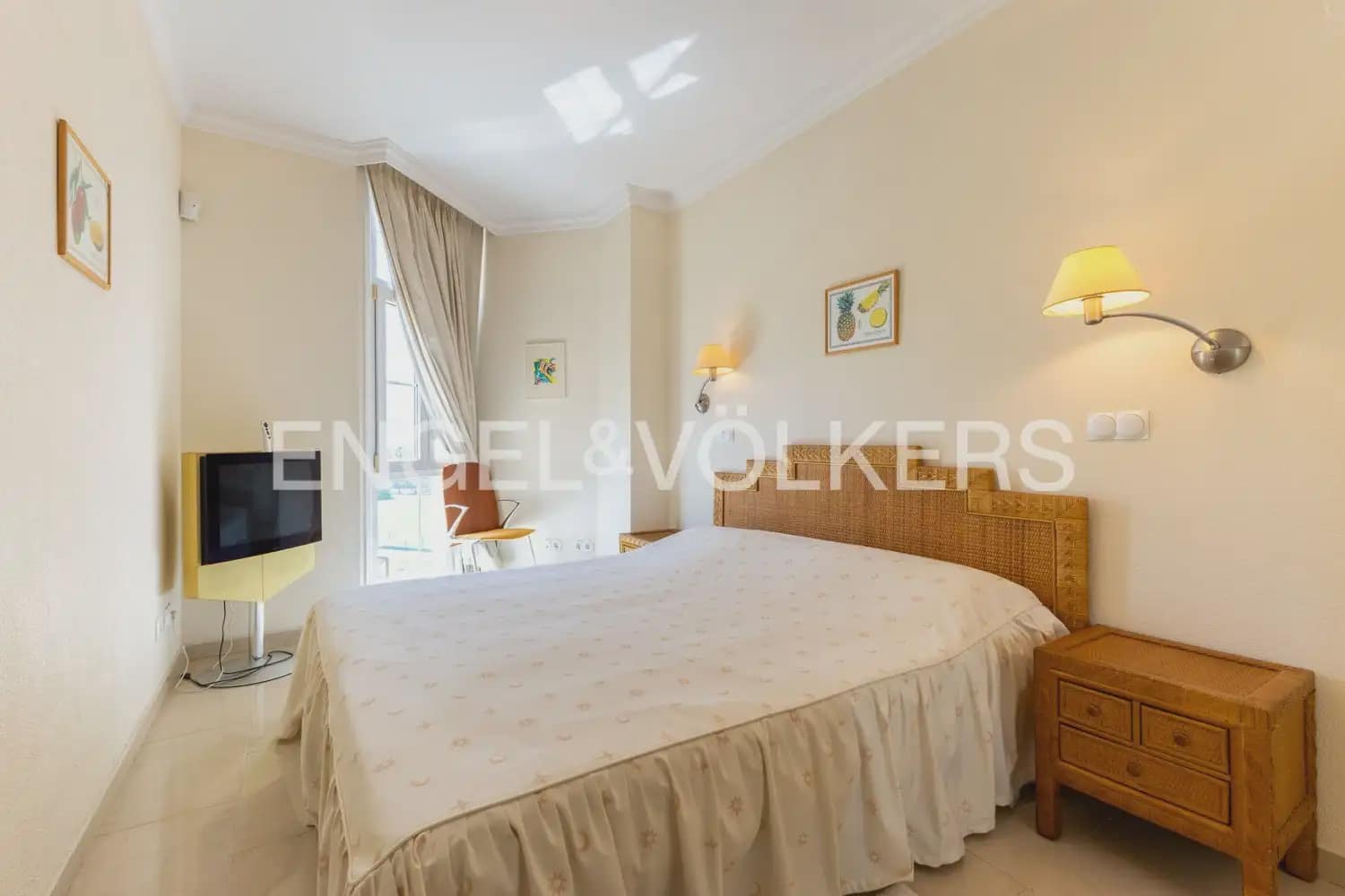 3 Zimmer Penthouse zu verkaufen in Oliva mit Pool Garage - 730.000 € (Ref: 10007602)