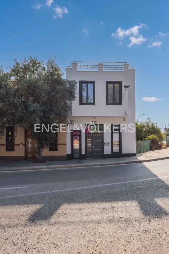 4 Zimmer Haus zu verkaufen in Valencia Stadt mit Pool - 650.000 € (Ref: 10007603)