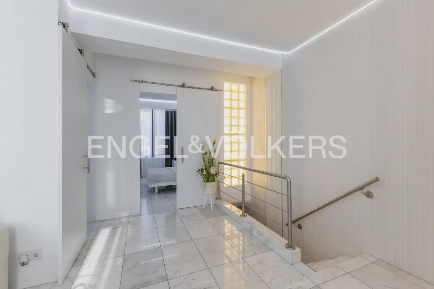 4 Zimmer Haus zu verkaufen in Valencia Stadt mit Pool - 650.000 € (Ref: 10007603)