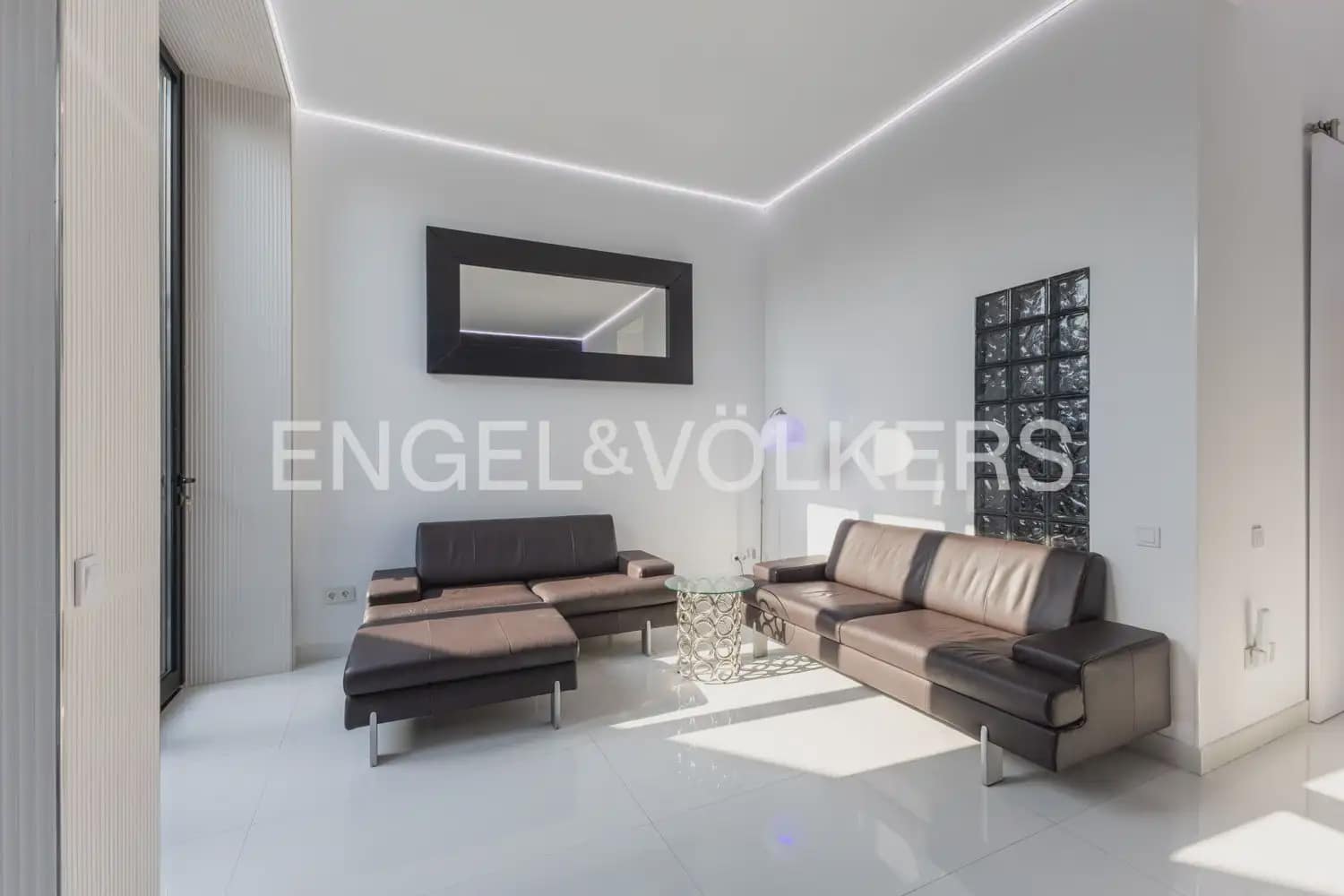 4 Zimmer Haus zu verkaufen in Valencia Stadt mit Pool - 650.000 € (Ref: 10007603)