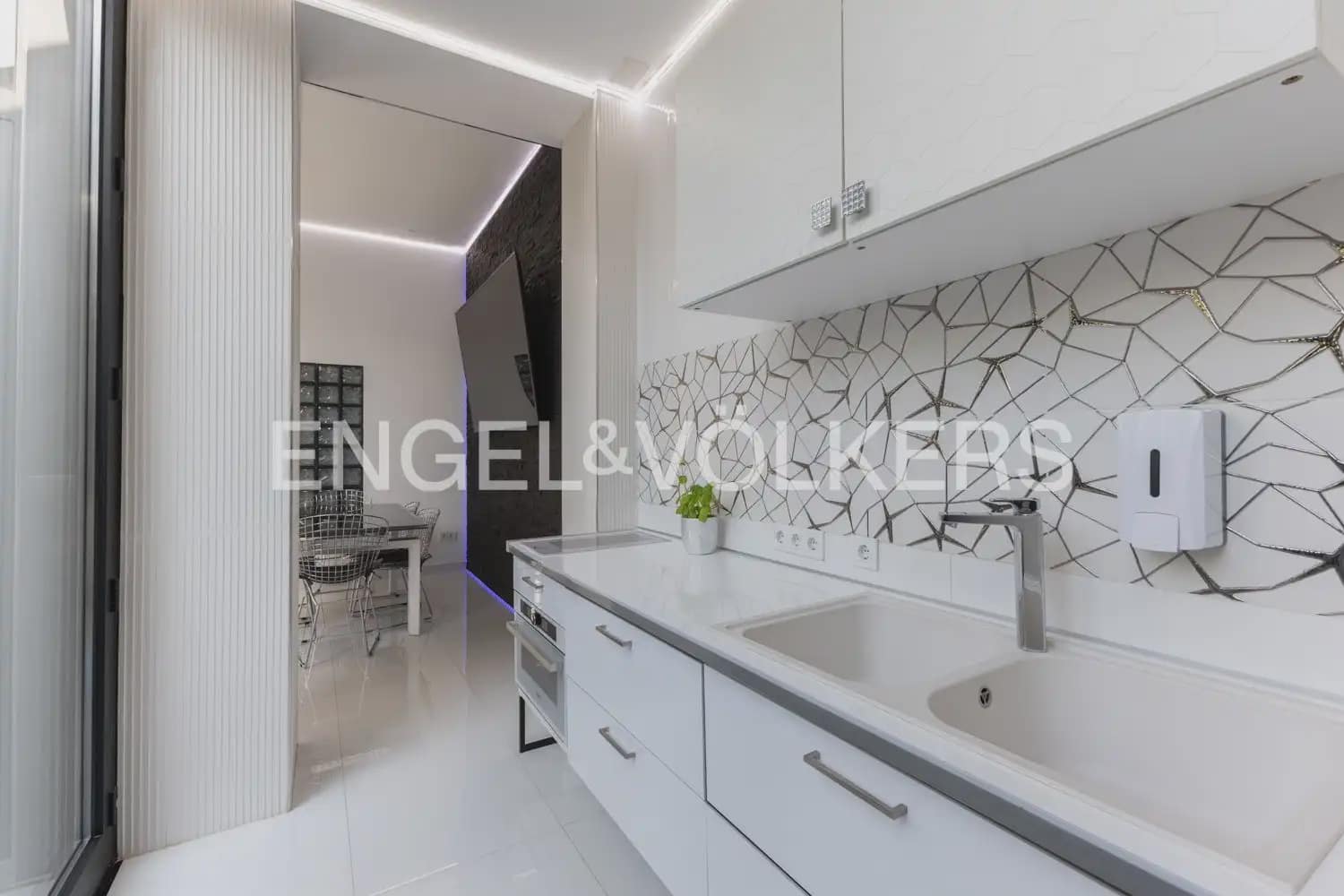 4 Zimmer Haus zu verkaufen in Valencia Stadt mit Pool - 650.000 € (Ref: 10007603)