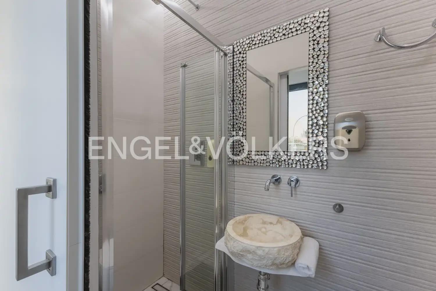 4 Zimmer Haus zu verkaufen in Valencia Stadt mit Pool - 650.000 € (Ref: 10007603)