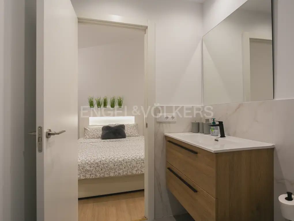 3 makuuhuone Asunto vuokrattavana paikassa Valencia kaupunki - 2 100 € (Ref: 10007804)