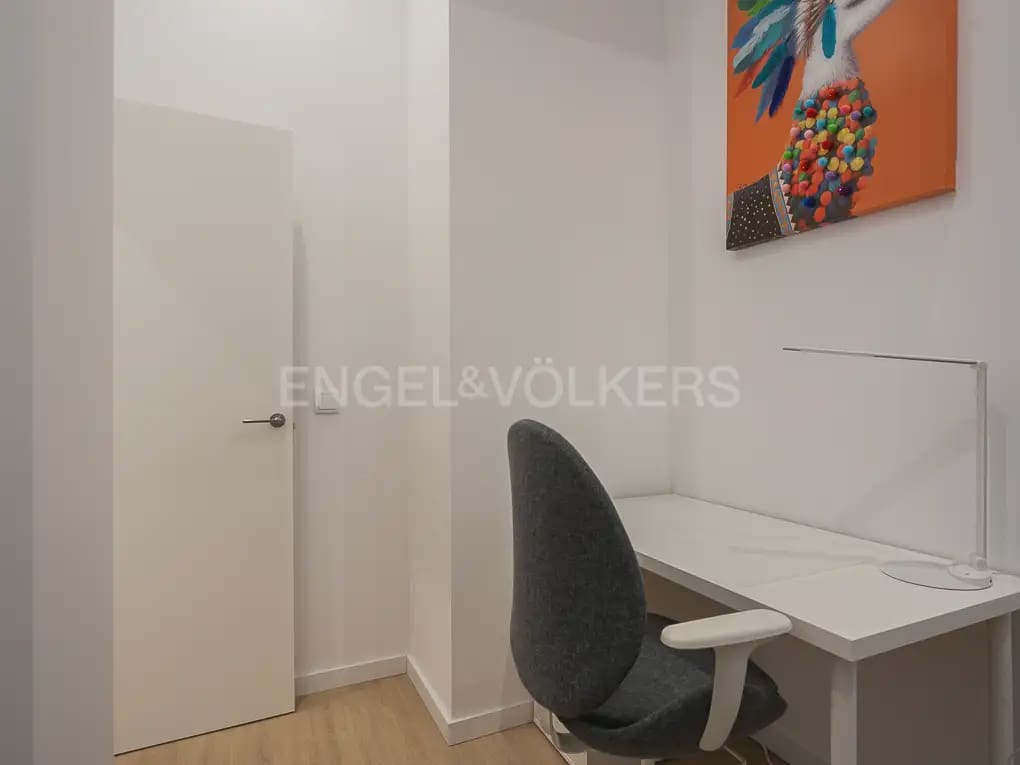 3 makuuhuone Asunto vuokrattavana paikassa Valencia kaupunki - 2 100 € (Ref: 10007804)