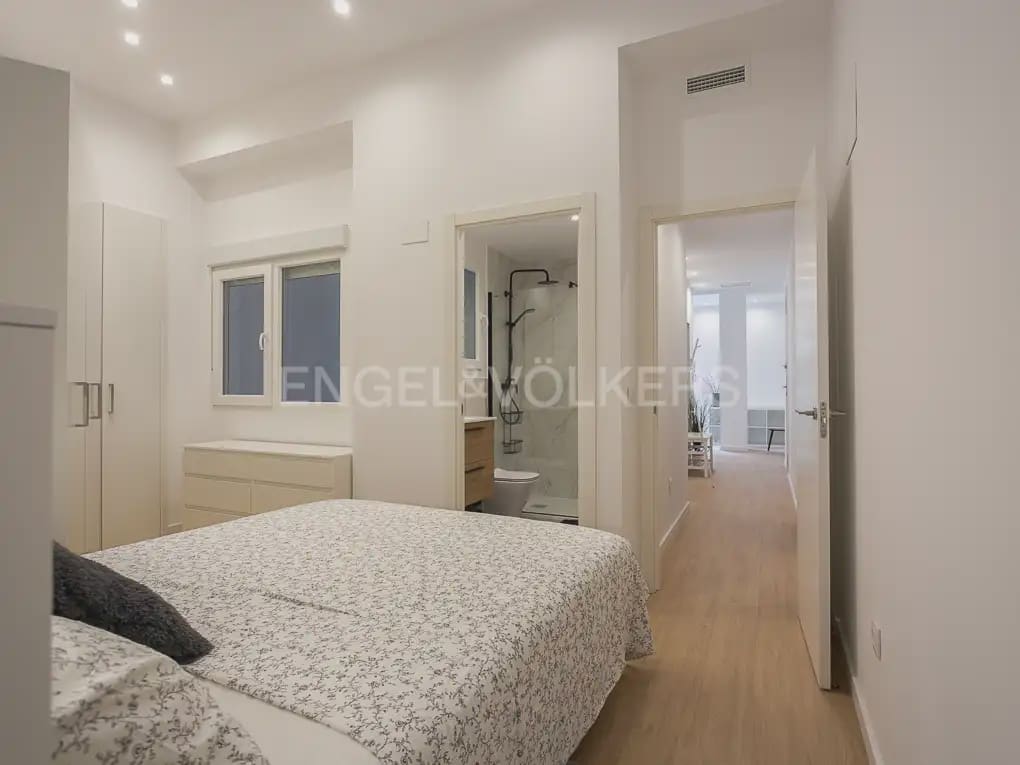 3 makuuhuone Asunto vuokrattavana paikassa Valencia kaupunki - 2 100 € (Ref: 10007804)