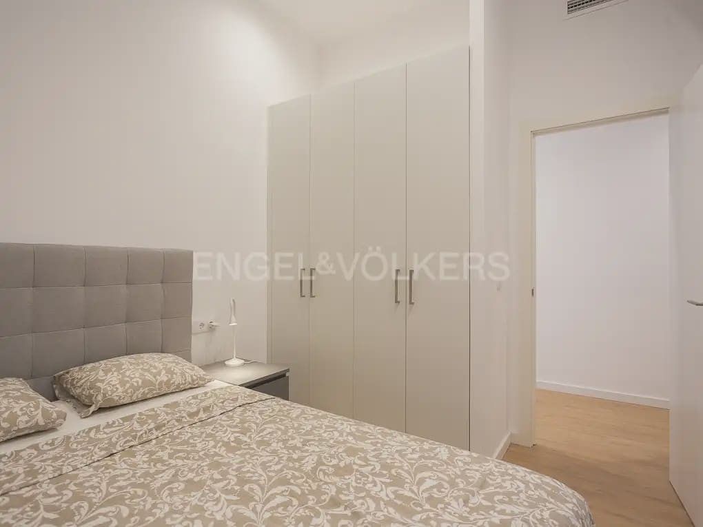 3 makuuhuone Asunto vuokrattavana paikassa Valencia kaupunki - 2 100 € (Ref: 10007804)
