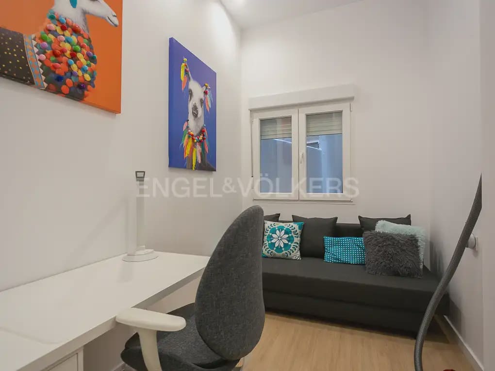3 makuuhuone Asunto vuokrattavana paikassa Valencia kaupunki - 2 100 € (Ref: 10007804)