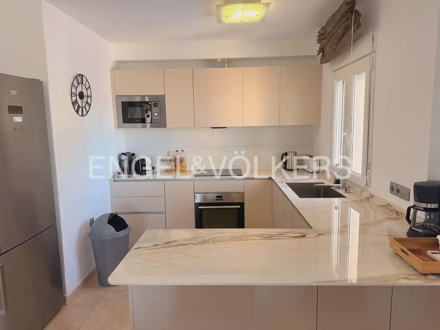 4 quarto Moradia para venda em Els Poblets com piscina garagem - 690 000 € (Ref: 10007806)
