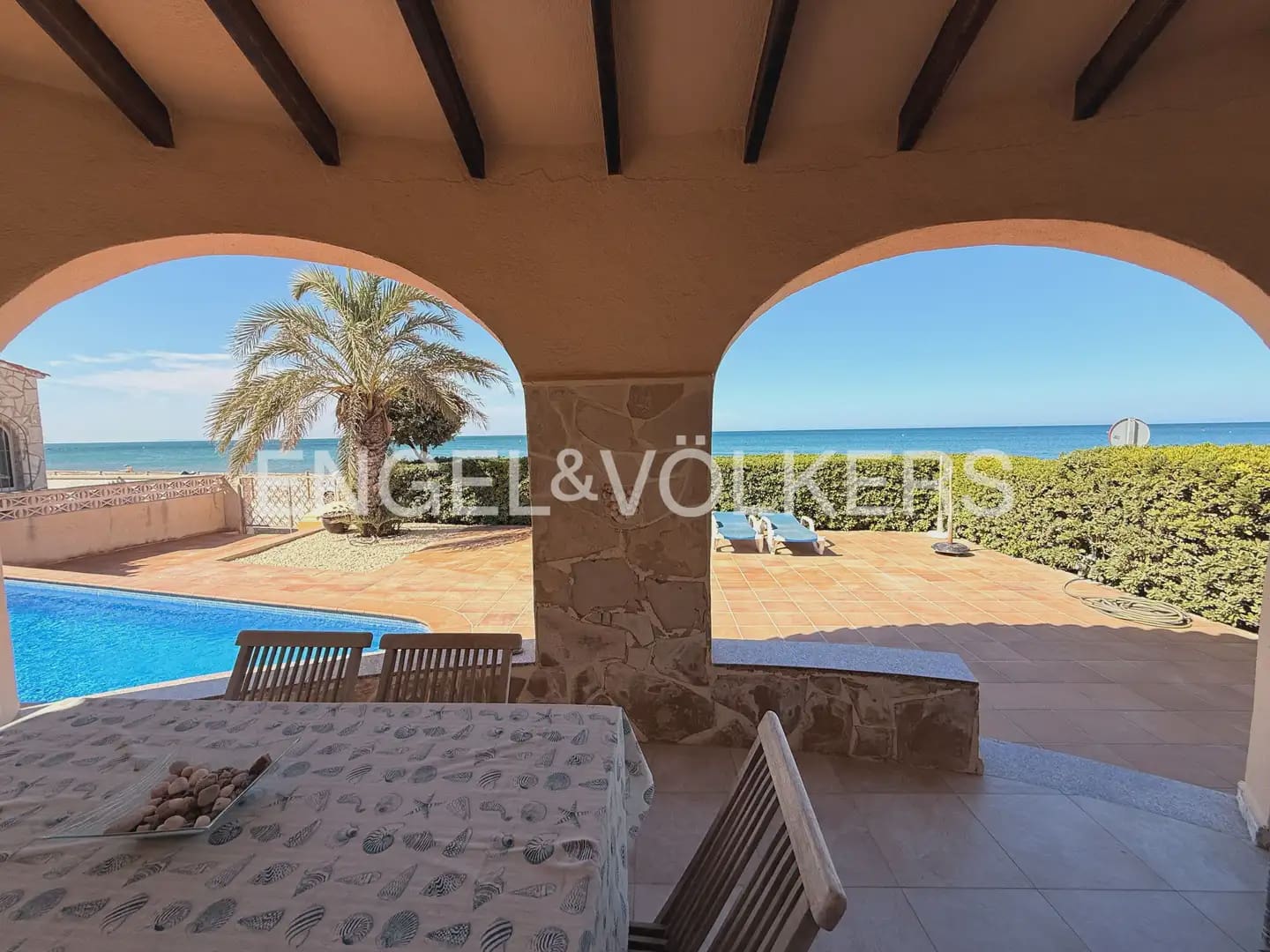 4 quarto Moradia para venda em Els Poblets com piscina garagem - 690 000 € (Ref: 10007806)