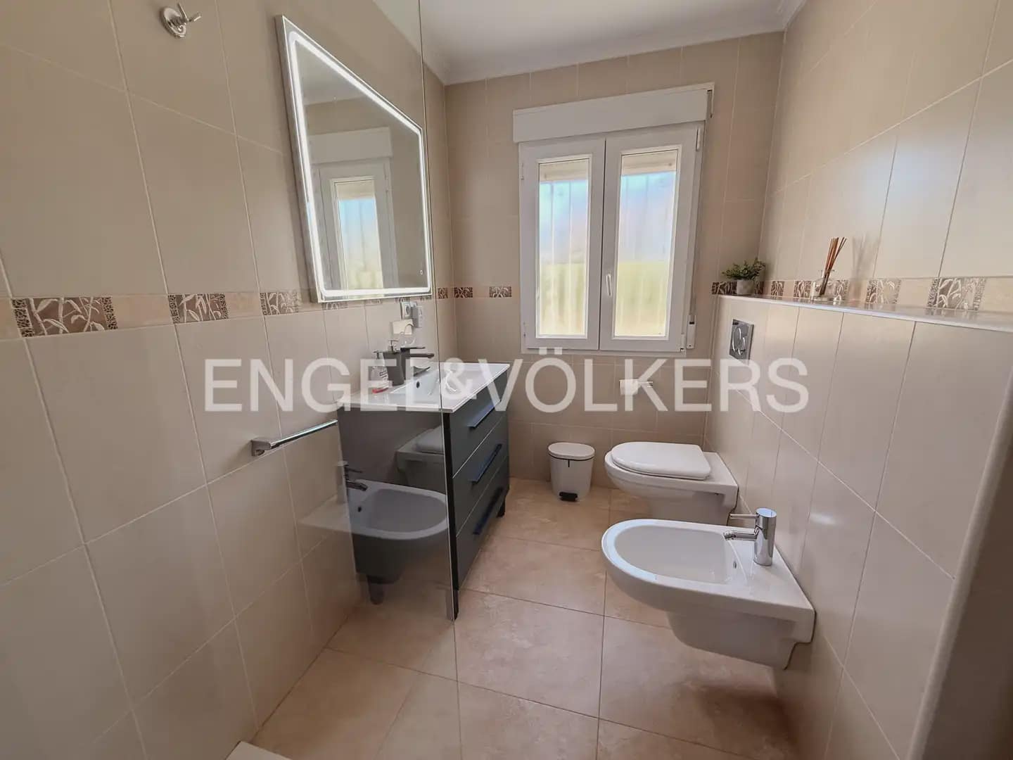 4 quarto Moradia para venda em Els Poblets com piscina garagem - 690 000 € (Ref: 10007806)