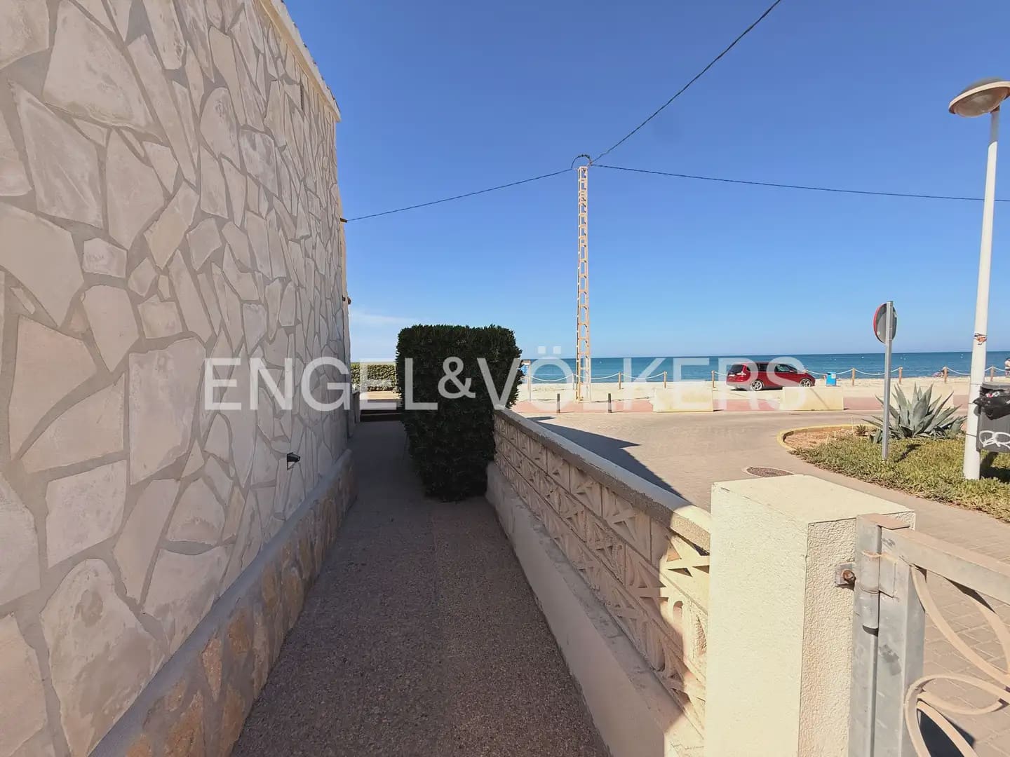 4 quarto Moradia para venda em Els Poblets com piscina garagem - 690 000 € (Ref: 10007806)