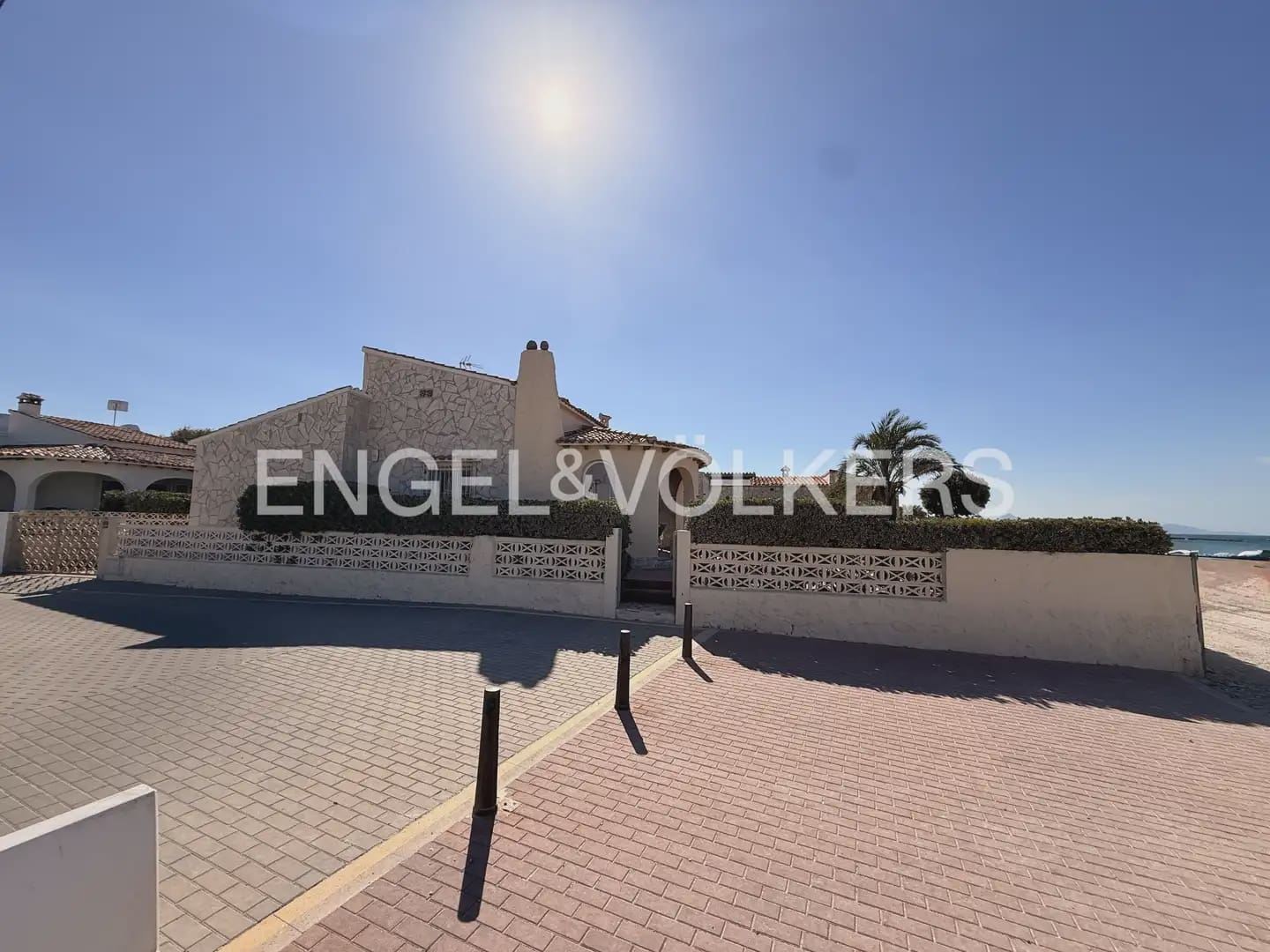 4 quarto Moradia para venda em Els Poblets com piscina garagem - 690 000 € (Ref: 10007806)