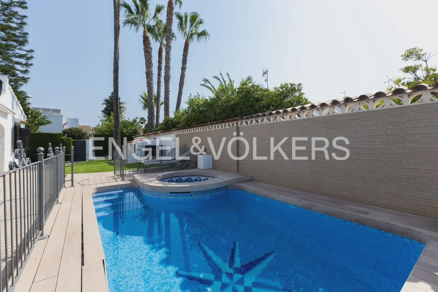 4 quarto Moradia para venda em Sagunto / Sagunt com piscina garagem - 660 000 € (Ref: 10007807)