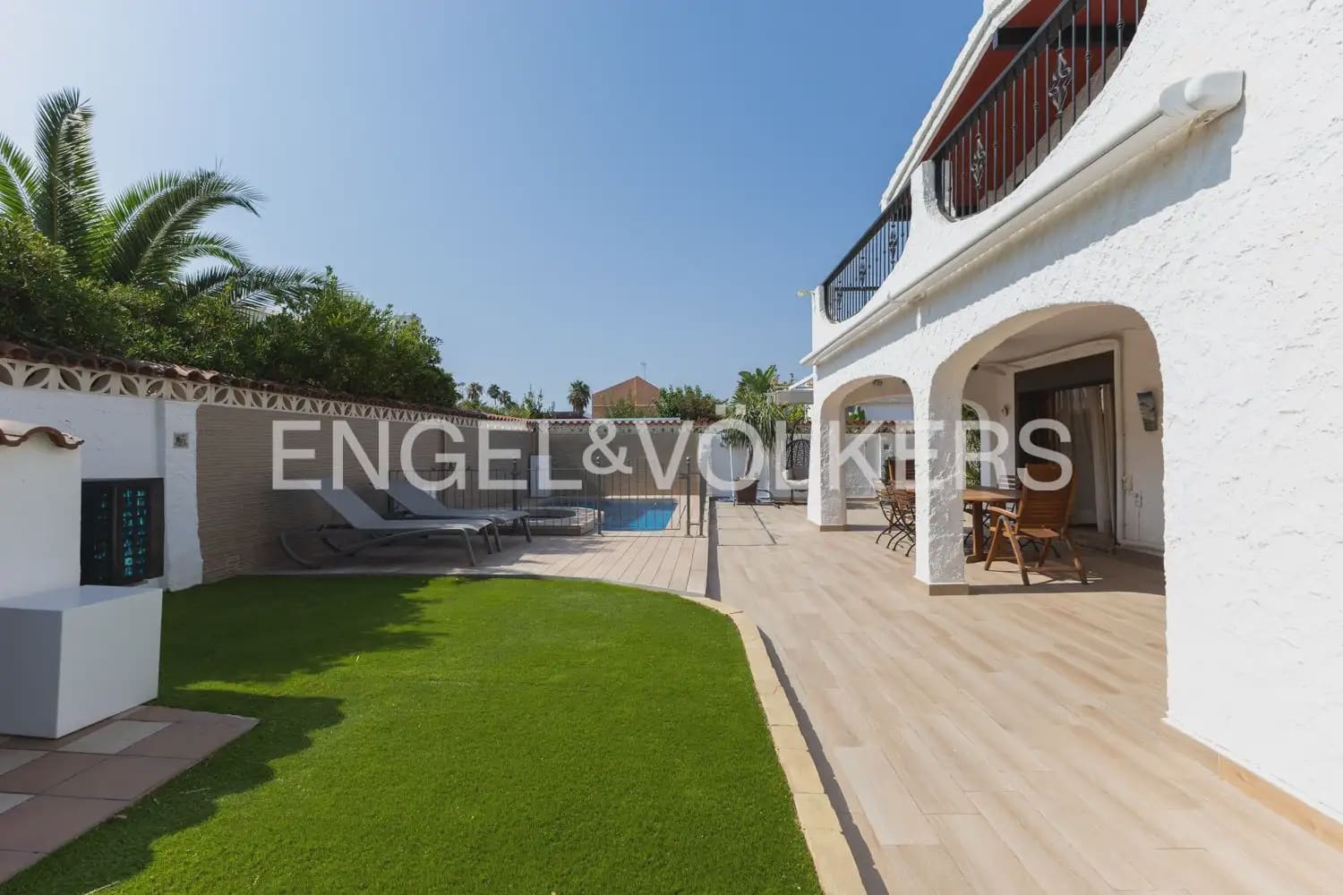 4 quarto Moradia para venda em Sagunto / Sagunt com piscina garagem - 660 000 € (Ref: 10007807)