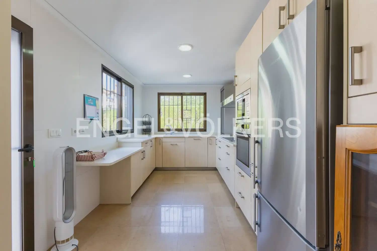 4 quarto Moradia para venda em Sagunto / Sagunt com piscina garagem - 660 000 € (Ref: 10007807)