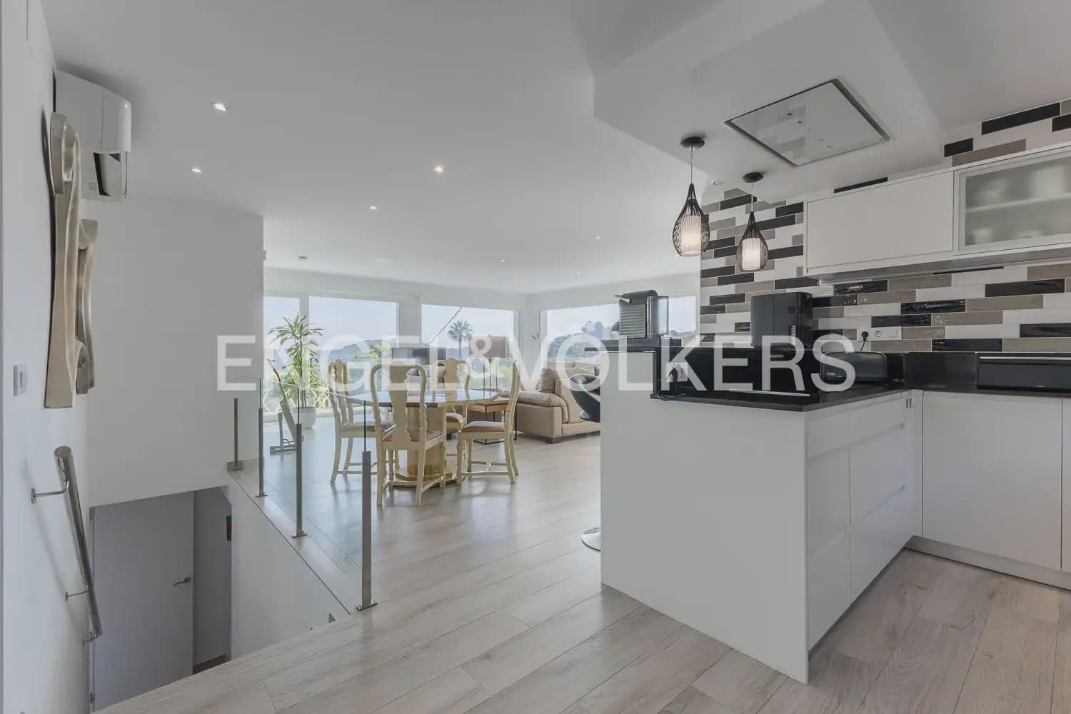 5 soveværelse Villa til salg i Javea / Xabia med swimmingpool garage - € 1.350.000 (Ref: 10007808)