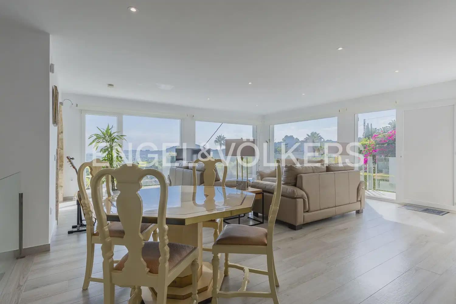 5 soveværelse Villa til salg i Javea / Xabia med swimmingpool garage - € 1.350.000 (Ref: 10007808)