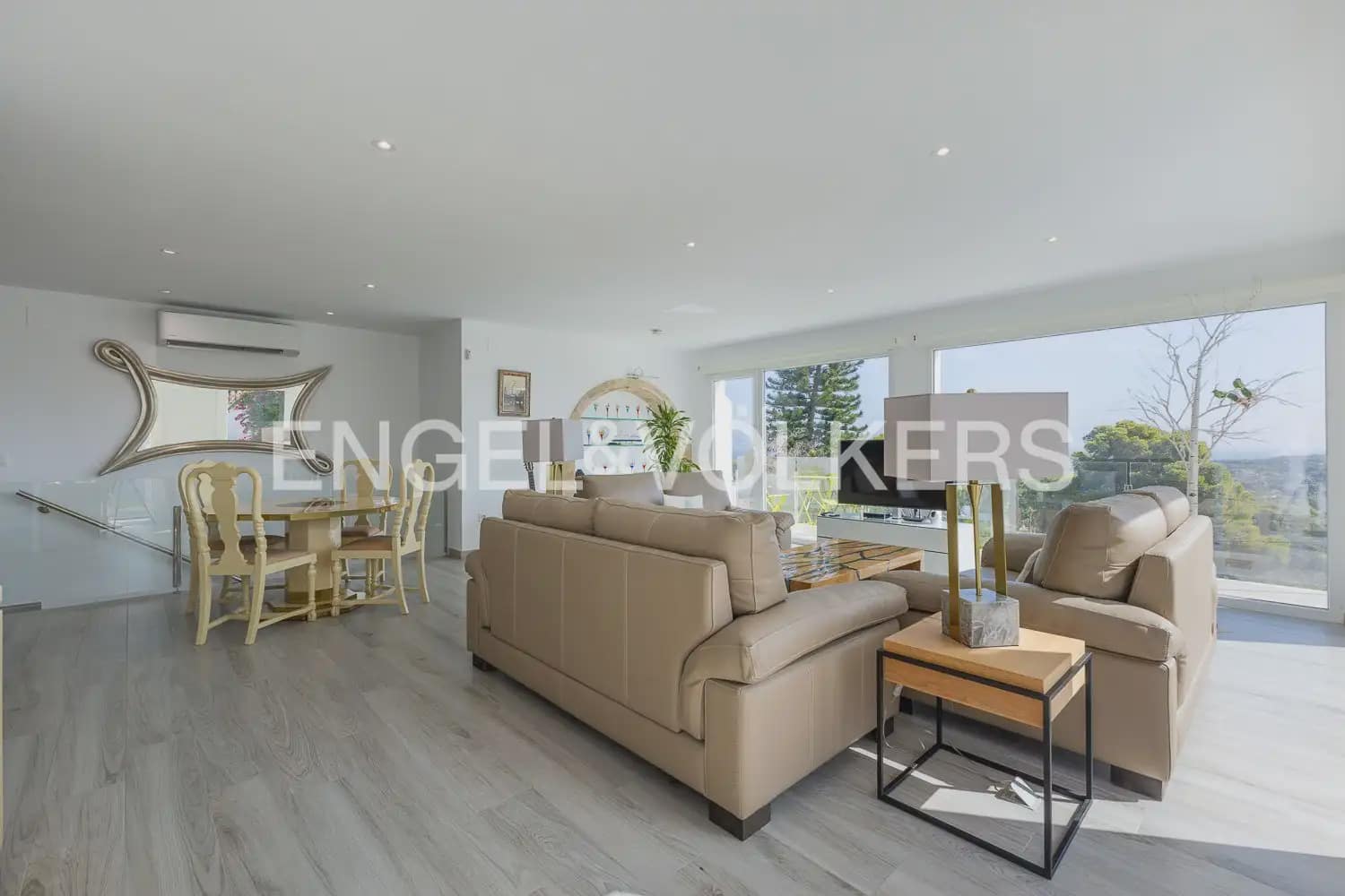 5 soveværelse Villa til salg i Javea / Xabia med swimmingpool garage - € 1.350.000 (Ref: 10007808)