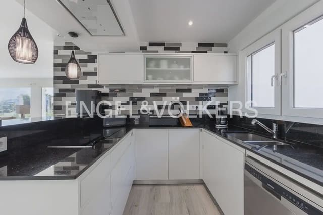 5 soveværelse Villa til salg i Cap Martí - El Tossalet - Pinomar, Javea / Xàbia med swimmingpool garage - € 1.350.000 (Ref: 10007808)