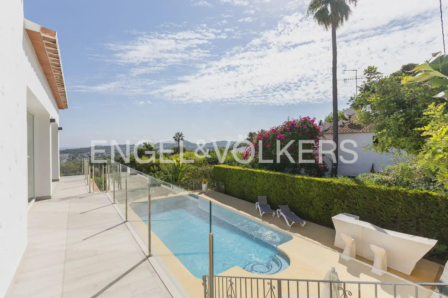 5 soveværelse Villa til salg i Javea / Xabia med swimmingpool garage - € 1.350.000 (Ref: 10007808)