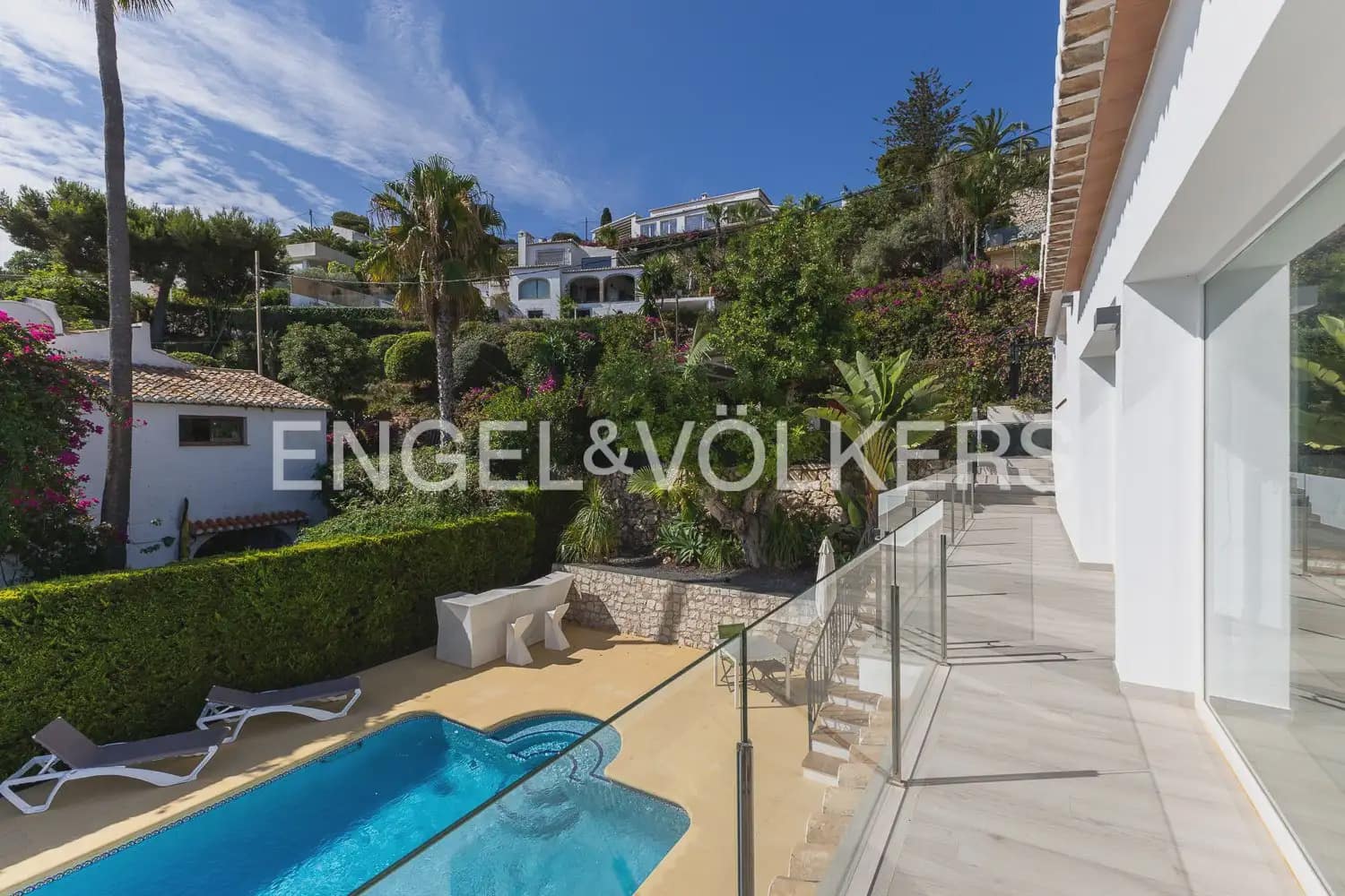 5 soveværelse Villa til salg i Javea / Xabia med swimmingpool garage - € 1.350.000 (Ref: 10007808)