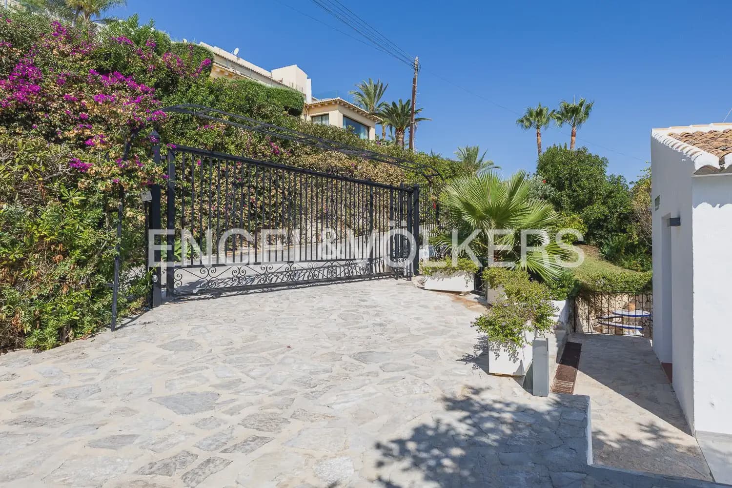 5 soveværelse Villa til salg i Javea / Xabia med swimmingpool garage - € 1.350.000 (Ref: 10007808)