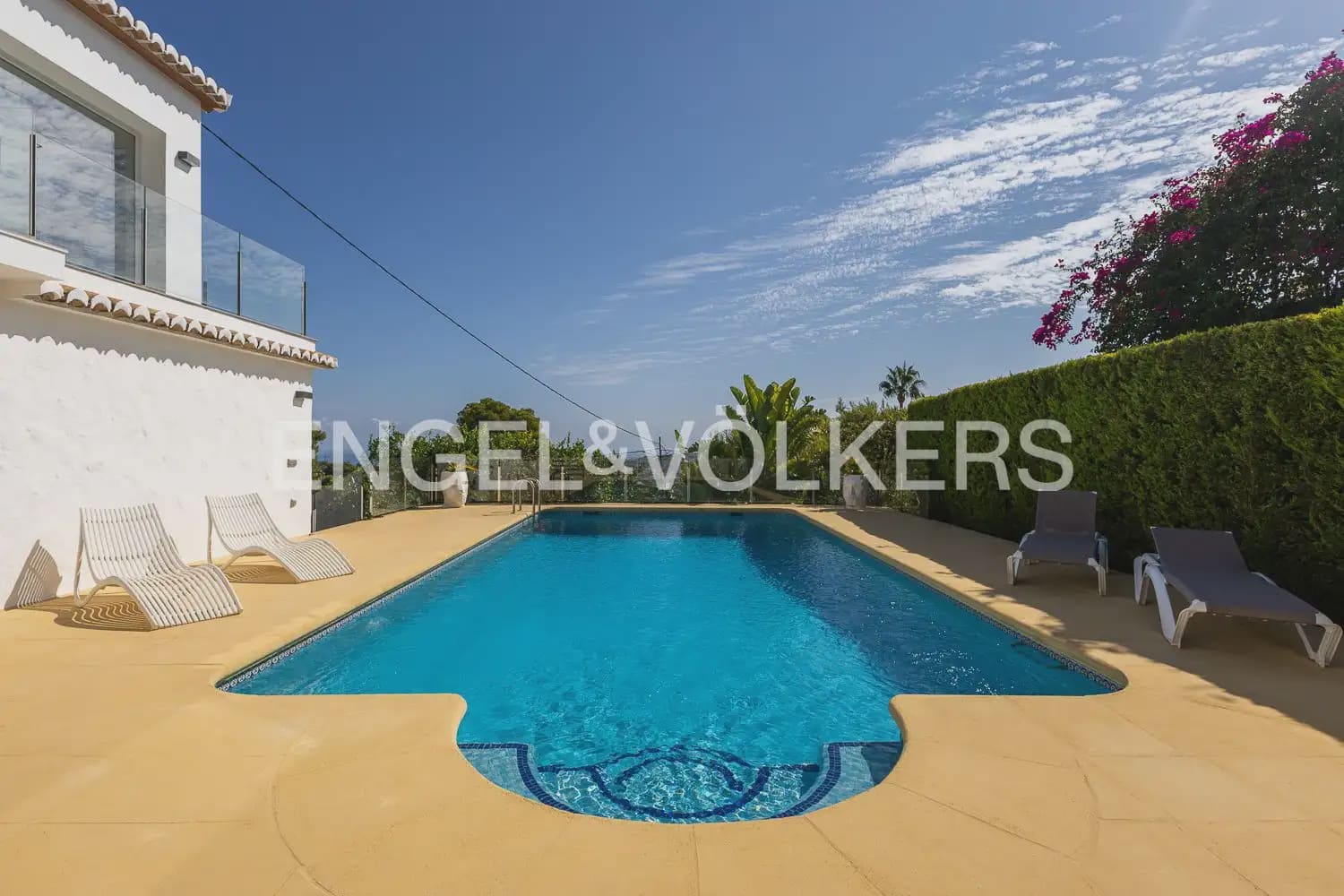 5 soveværelse Villa til salg i Javea / Xabia med swimmingpool garage - € 1.350.000 (Ref: 10007808)