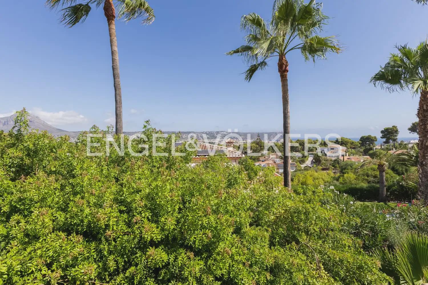 5 soveværelse Villa til salg i Javea / Xabia med swimmingpool garage - € 1.275.000 (Ref: 10007809)